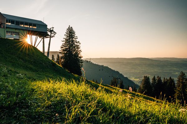 Bergstation Abend Sonne